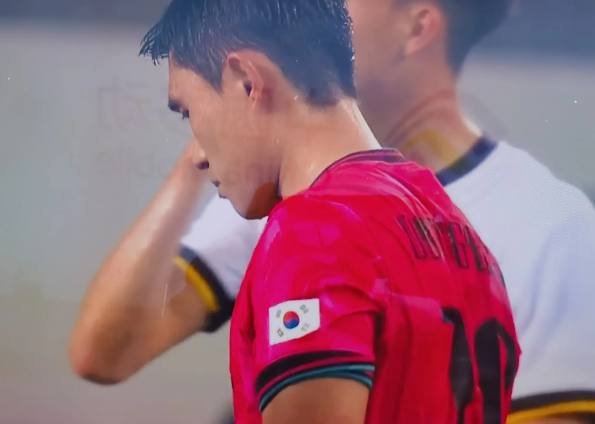 张召忠被严重警告-尊龙娱乐网站